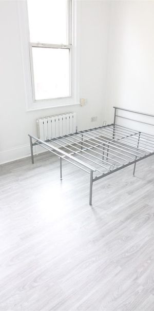 Madeley Road, London - Photo 1