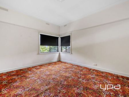 21 Sweeney Street, Black Hill - Photo 2