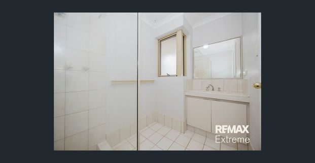 3x2 Family Living in Beldon Awaits! - Photo 1