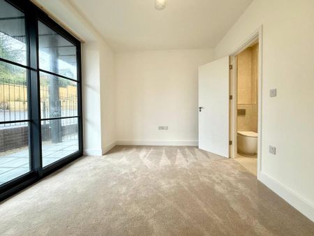 2 bedroom apartment to rent - Photo 3