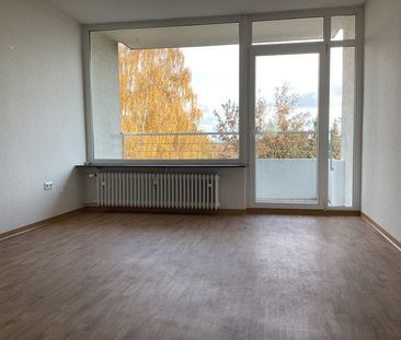 Smarter Wohnen: geräumige 2,5-Zimmer-Wohnung mit Blick über Schilde... - Foto 1
