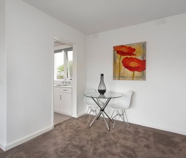 10/30 Bryant Street, Flemington VIC 3031 - Photo 2