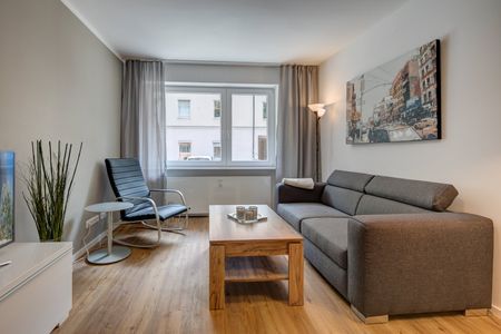 Beautiful 2.5-room apartment with 2 bedrooms and balcony in Munich-Westend - Foto 3