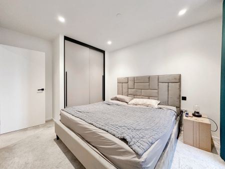 Curlew House, Hawser Lane, London, E14 - Photo 3