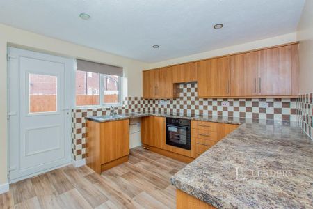 3 bedroom terraced house to rent - Photo 3