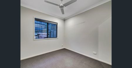 Spacious 4-Bedroom Home with Multiple Living Areas in Prime Augustine Heights Location - Photo 4