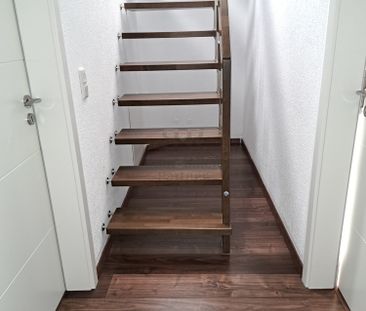 Schicke Maisonette-Wohnung in einem 2-Familienhaus mit toller Aufte... - Photo 1