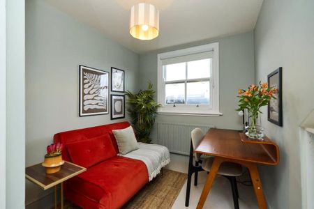 3 bedroom terraced house to rent - Photo 2