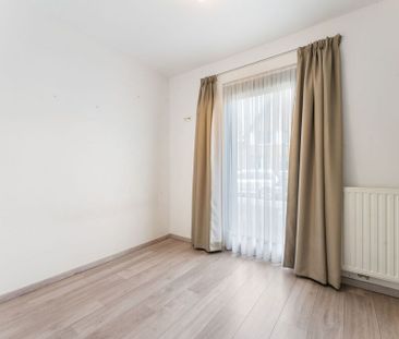 Gelijkvloers en instapklaar appartement met 2 slaapkamers in Poperi... - Foto 5