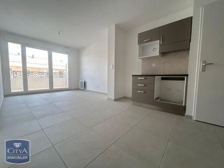 Location Appartement 2 pièces 41m² CAVAILLON 84300 - Photo 2