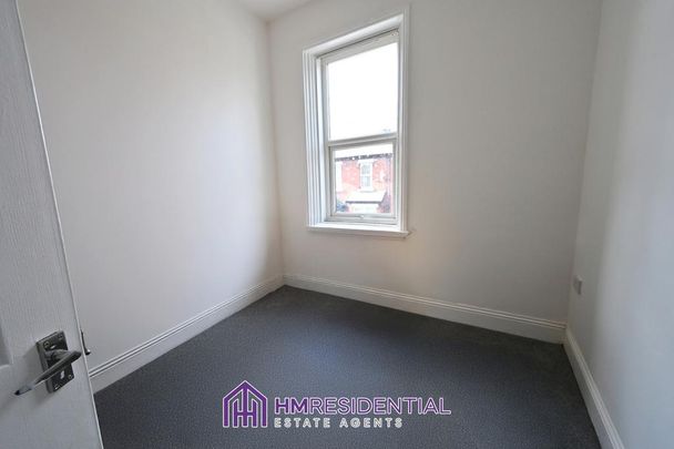 3 bedroom flat to rent - Photo 1