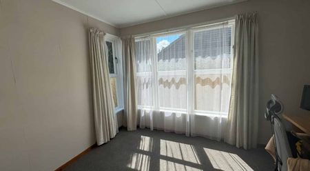 Charming 3-Bedroom Family Home - Photo 4
