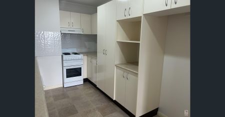 Coastal Convenience in the Heart of The Entrance - Photo 2