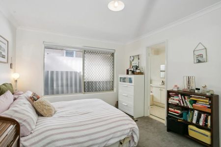 Private, Low-Maintenance Living in a Prime Innaloo Pocket - Photo 3