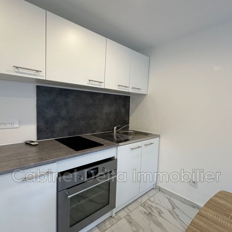 Nouveau à la SEYNE SUR MER - Photo 1