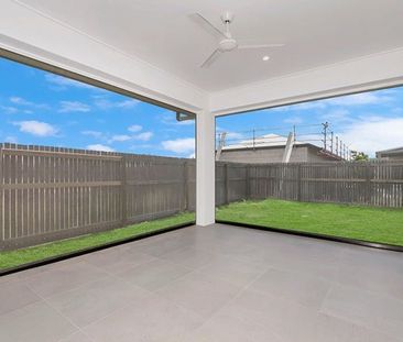 Comfortable Family Home in a Quiet Shaw Location - Photo 5