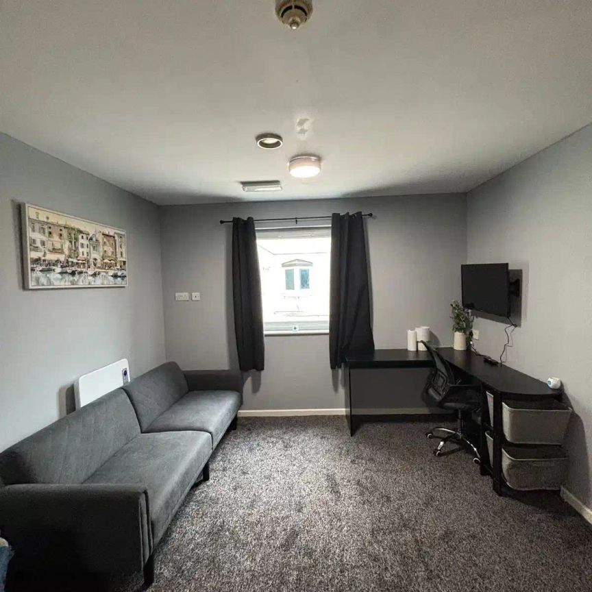 4 Bed Cluster Ensuite - Photo 1