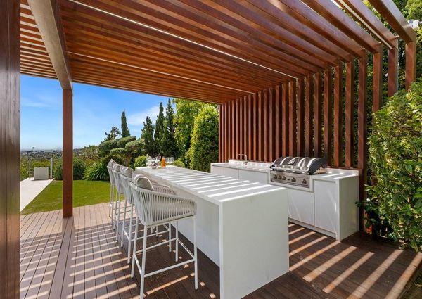 6 bedroom luxury Villa for rent in Nueva Andalucia, Andalusia