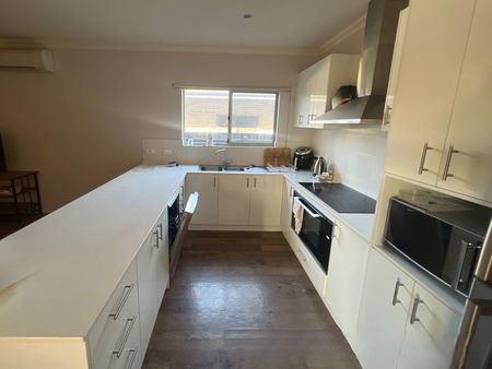 4 x 4 - Baynton - Photo 4