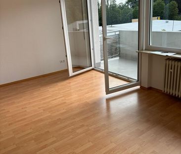 1 Zimmerwohnung mit Balkon und Einbauküche in Bad Vilbel - Foto 1