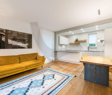 Lake Side Living - Photo 2