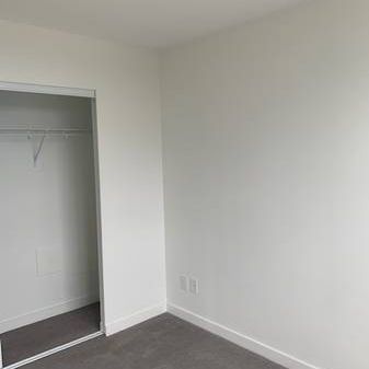 wall center 2 bed/2 bath apartment for rent - Photo 1