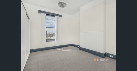 Inner City Living - Photo 4