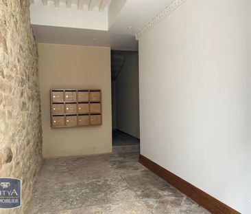 Location Appartement 3 pièces 62m² VILLEFRANCHE SUR SAONE 69400 - Photo 3
