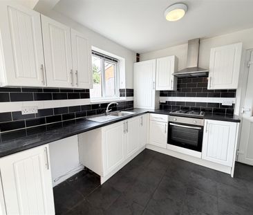 Bridgenorth Road, Pensby - Photo 4