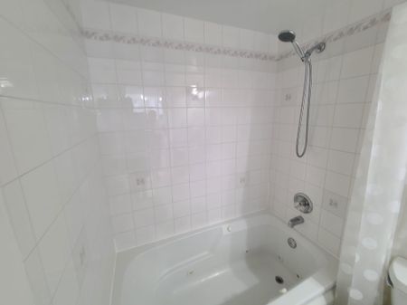 For Lease - 1105 Jalna Boulevard Unit# 1602, London South, Ontario - Photo 4