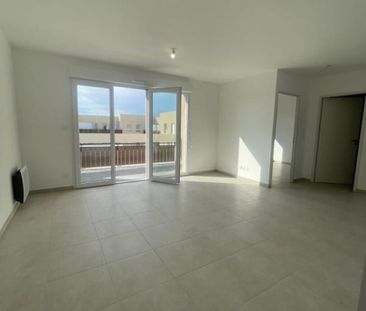 location Appartement T2 DE 42.4m² À ARLES - Photo 5