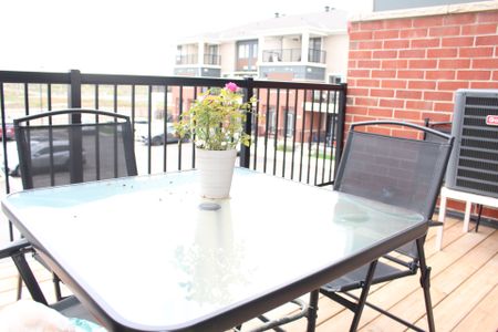 For Lease - 135 WALLEYE Private, Barrhaven, Ontario - Photo 3