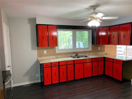 For Lease - 13660 Airport Road, Caledon, Ontario - Photo 4