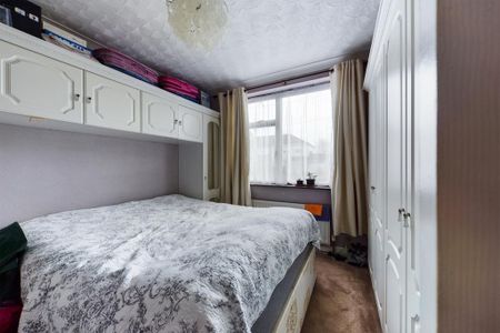 3 bedroom bungalow to rent - Photo 3