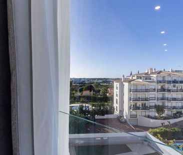 Rua Vitorino Nemésio - Photo 4