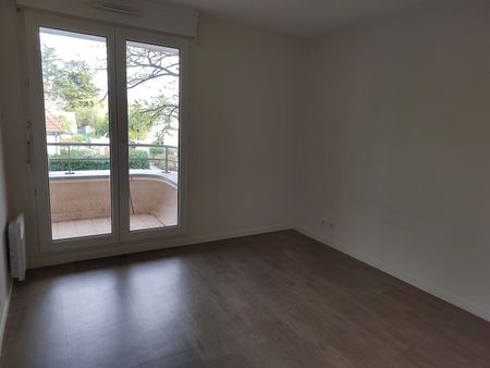 Location Appartement 2 pièces 47m² ORLEANS 45100 - Photo 5