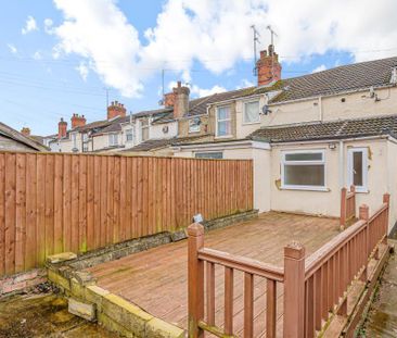 2 bedroom terraced house to rent - Photo 1