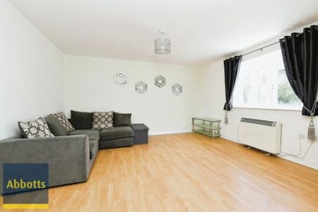 Parkinson Drive, Chelmsford, CM1 - Photo 4