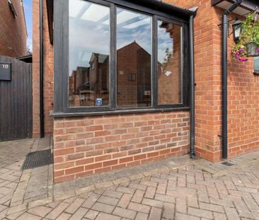 6 bedroom detached house to rent - Photo 5