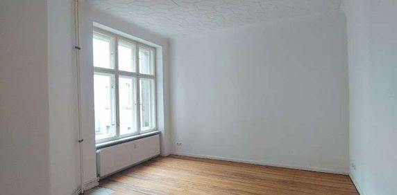 1-Zimmer-Altbau-Wohnung mit Dielenboden im ruhigen Quergeb&auml;ude zu vermieten! - Foto 2