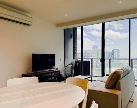 Second Bedroom - Photo 2