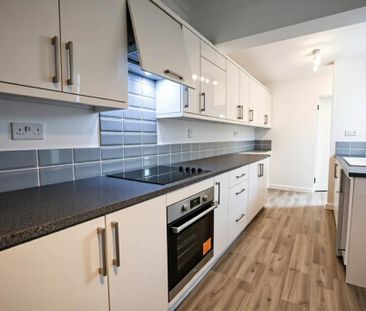 2 bedroom terraced house to rent - Photo 5