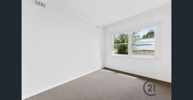 BEAUTIFUL HOME IN THE HEART OF CRANBOURNE! - Photo 1