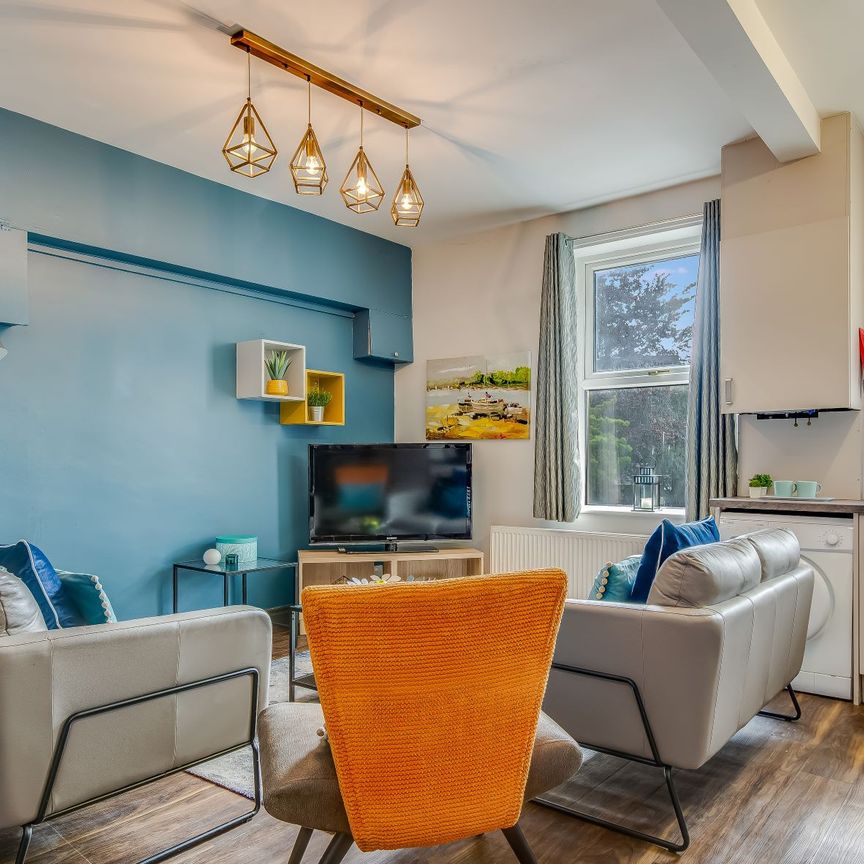 33A NORTH LANE Leeds - LS6 3HW - Photo 1