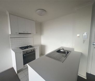 215/416 St Kilda Road - Photo 4