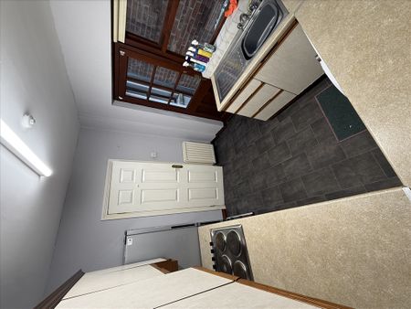 30 Hugh Street - Photo 4