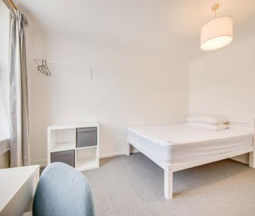 4 bedroom house to rent - Photo 4