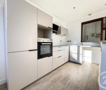 Location Appartement 2 pièces 42m² STE SAVINE 10300 - Photo 2