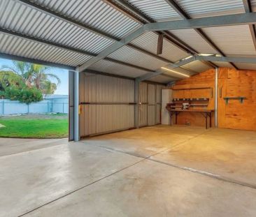 Spacious 4-Bedroom Home in Family-Friendly Parafield Gardens - Photo 6