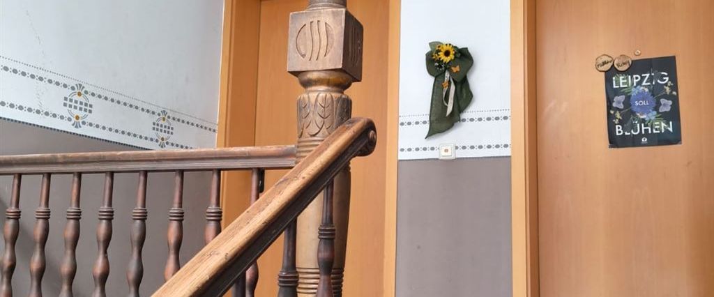 Frisch renoviert - Tolle 2-R-Whg. mit Südbalkon, Bad mit Fenster und Wanne, separate Küche - 2.Etage Cabriofenster! - Foto 1